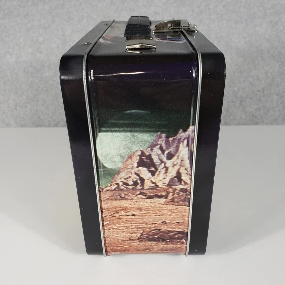 Forbidden Planet Vintage Tin Lunch Box‎ Sci-Fi Movie Memorabilia Robby the Robot
